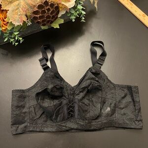 Vintage 70s May Marie Black Lace No Underwire Bra 44D Pin Up Boudoir Made In USA